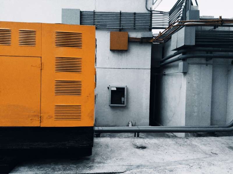 toko genset di surabaya